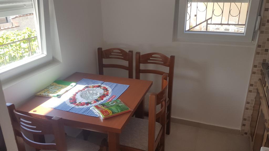 Apartments Diva Dobra Voda Ngoại thất bức ảnh