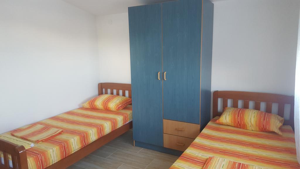 Apartments Diva Dobra Voda Ngoại thất bức ảnh