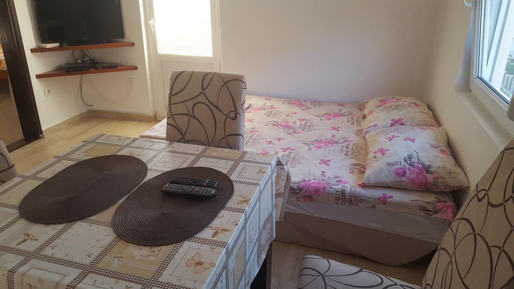 Apartments Diva Dobra Voda Ngoại thất bức ảnh